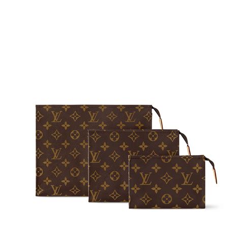 poche toilette 15 louis vuitton|Trio Toilet Pouch Monogram .